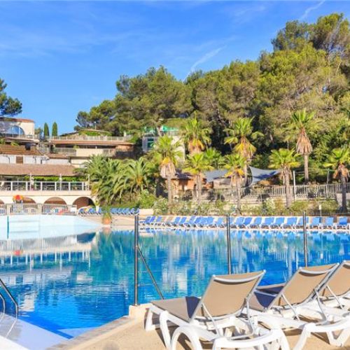 Camping_Holiday_Green_Frejus